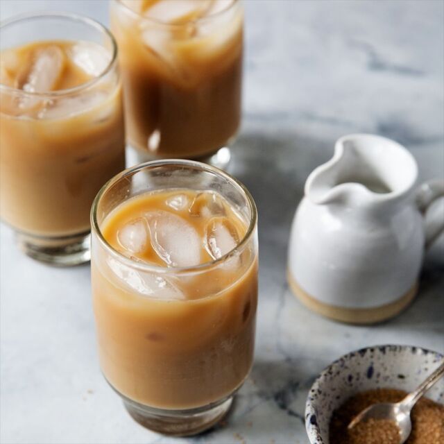 There is sunshine in the forecast and we’ve got the cool sips waiting!

#SunMakesUsHappy #IcedCoffee