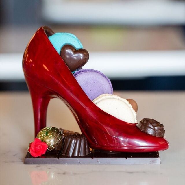 For the mom who loves to wear (or eat) red stilettos!

Happy Mother’s Day!

#mothersday #mothersdaychocolates