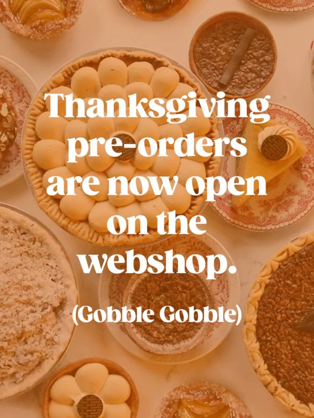 The season of gratitude is officially open on our webshop!

Thanksgiving pre-orders are now live. Pumpkin, pecan, chocolate pecan, and Dutch apple… maybe even a slice of pumpkin cheesecake?

Best served with the people you love!
