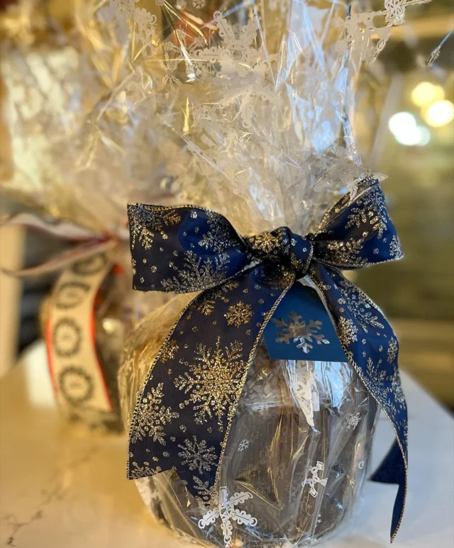 It’s officially panettone season!

Our classic Italian holiday treat is back. It’s everything you remember and love...impossibly fluffy, delicately citrusy, loaded with rum raisins, and basically a festive cloud you can eat.

Toast it, tear it, share it… or don’t. 
(We won’t judge.)

Now available online and in all 3 shops.

(Did we mention the irresistibly crunchy top, sprinkled with sugar?)