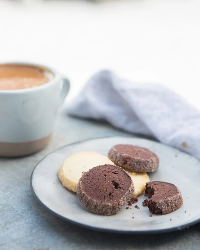 Can you think of a more decadent three-ingredient combination than the shortbread cookie?

Butter. Sugar. Flour. (Chocolate if you’re fancy)

It’s simple, but it’s a little ridiculous how good it is.

#BestShortBreadInSeattle #Shortbread