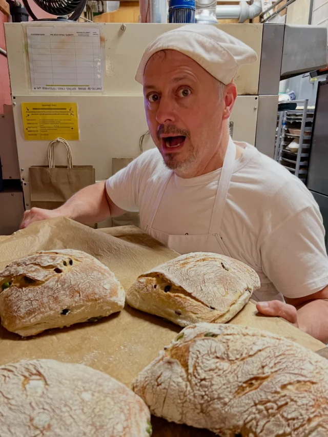 If you’ve been around our West Seattle shop lately, you may have noticed Chef William spending a little extra time behind the scenes. He’s been deep in the West Seattle kitchen, working a little bread alchemy.

For this weekend’s creation, he has made a ciabatta with Castelvetrano green olives, garlic and white pepper.

Our staff taste-tester, the inimitable Chris Kim, describes it as, “Unbelievably delicious!!!!” (That’s four exclamation points. We counted.)

For now, you can find this particular creation only at our West Seattle shop, as supplies last.

#NewBread #CastelvetranoGreenOlives #BakeryNouveau #WestSeattle