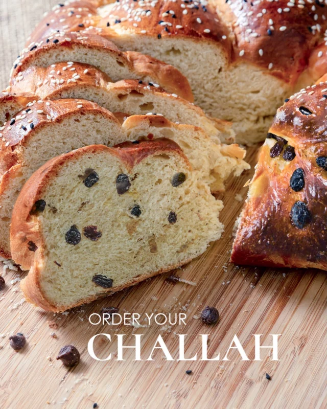 You can now pre-order your Crown Challah for Rosh Hashanah.

Order now and pick up on September 11,12 & 13. (Friday, Saturday, Sunday)

Each shop has a slightly different offering:
Burien: Plain & Raisin
West Seattle: Plain & Raisin
Capitol Hill: Plain, Chocolate Chip & Sesame/ Poppy.

Shana Tova!